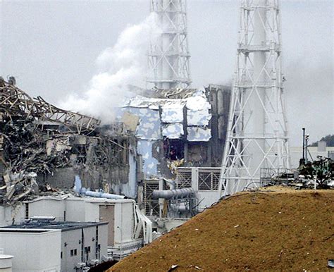 2011 Fukushima Daiichi Nükleer Kazası: Japonya'nın Enerji Politikalarını Değiştiren Bir Trajedi